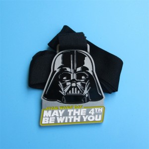 Военно медал златно сребро и бронзови медали