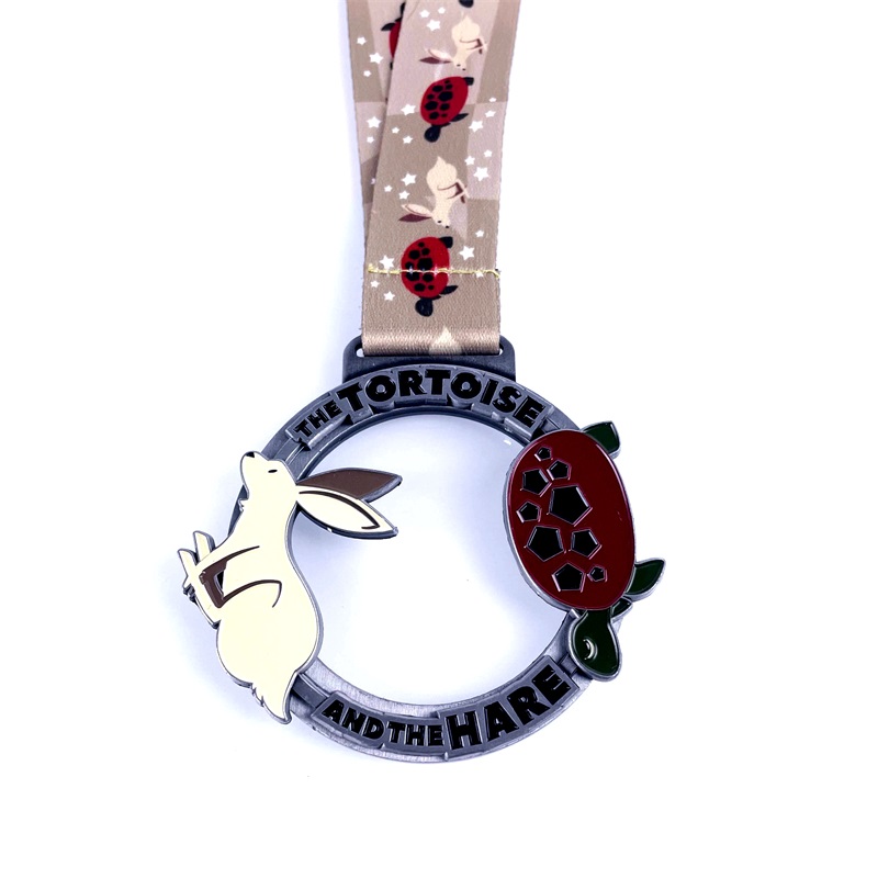 Персонализиран сублимационен метален кухи шампионски състезателен медал изряза метални медали